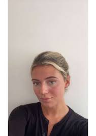 Daisy Peterson's Instagram, Twitter & Facebook