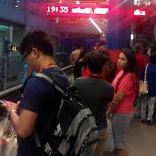 The bandar tasik selatan lrt station is on the south side of the railway interchange. Photos At Lrt Bandar Tasik Selatan