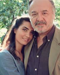 Gunaydin Hayirli Sabahlar Herkese Prensesim Asi Ilk Goz Agrim Tubabustun Official Tubabustun Official Tubabu Celebrities Tuba Buyukustun Actors