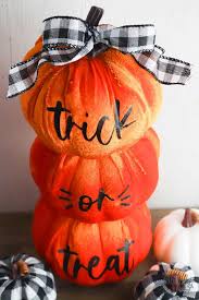 From the fun and whimsical to the horrifying and gruesome. Easy Diy Halloween Home Decor For Only 3 To Make