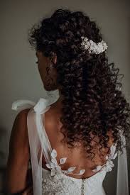 Hair up or hair down? Natural Curly Hair Bridal Hairstyle Ideas To Love My Sweet Engagement
