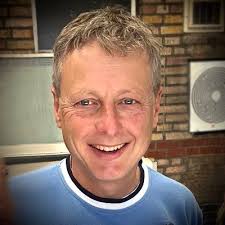 Peter Rowe (@PeteRowePhoto)