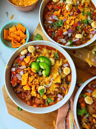 Add the onion, bell pepper and garlic and sauté until almost tender. Best Classic Beef Chili The Skinnyish Dish