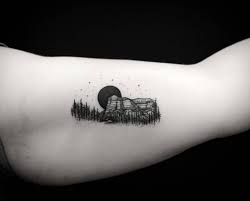 Red Rocks Sedona Great To Meet You Cynthia Using Tatsoul Wrathtubes Envyneedles Rock Tattoo Little Tattoos Piercing Tattoo