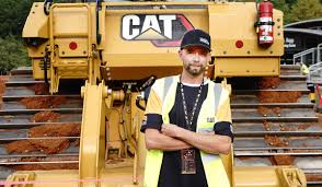 Herk & associates is a leading recruiter in the heavy equipment industry. Cat Crowns Canadian As World S Best Operator Equipment Journal