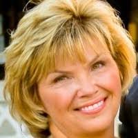 Cassandra Lentz's Instagram, Twitter & Facebook