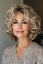 Laura Belton's Instagram, Twitter & Facebook