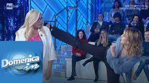 La passione di claudia gerini per il taekwondo! Claudia Gerini La Passione Per Il Taekwondo E I Primi Film Domenica In 20 01 2019 Youtube