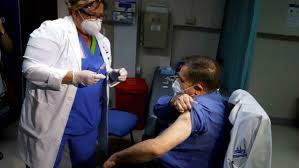 Age 15 years or older at initial vaccination: Vaccini Covid Presto Al Via Le Prenotazioni Per Gli Over 40
