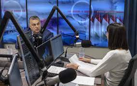 Orbán viktor kormányfő interjút ad a jó reggelt, magyarország! Orban Viktor Most A Legerosebb Fegyver Az Onuralom Hirado Hu