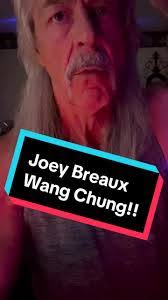 Mike Mazzella's Instagram, Twitter & Facebook