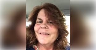 Victoria Ainsworth's Instagram, Twitter & Facebook