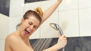 Sementara makan dan minum di kamar mandi, menyebabkan seseorang teralalu lama diam di kamar mandi, yang tidak selayaknya dilakukan. Sering Nyanyi Di Kamar Mandi Ciri Kepribadian Mudah Bergaul Health Liputan6 Com