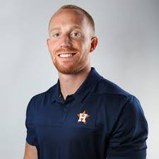 Taylor Rhoades's Instagram, Twitter & Facebook