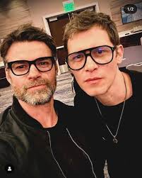 Streaming now & stealing hearts 💘 tgtube.site/lJFrS