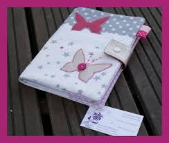Epingle Par Marie Thomas Sur Housse Carnet Sante Bebe Carnet De Sante Bebe Carnet De Sante Tuto Couture Protege Carnet De Sante