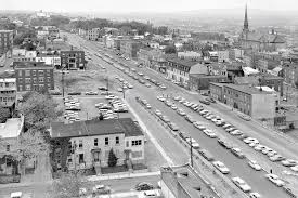 Le Boulevard Rene Levesque En 1965 Old Montreal Quebec City Trois Rivieres