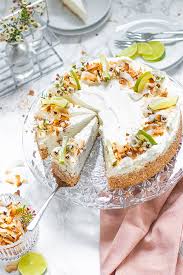 Butter, zucker, 1 prise salz und limettenschale mit den quirlen des handrührers mind. Limetten Kokos Cheesecake Kuchendeern