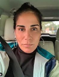 Glória pires was born on august 23, 1963 in rio de janeiro, rio de janeiro, brazil as glória maria cláudia pires. Gloria Pires Diz Que Sofreu E Chorava Do Nada Quando Cleo Saiu De Casa Cidadeverde Com