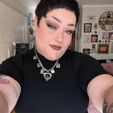 Karli Thompson in people