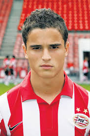 He played youth football at elinkwijk before joining the psv eindhoven youth academy at age 10. Psv Ontstemd Over Laat Afhaken Afellay Het Parool