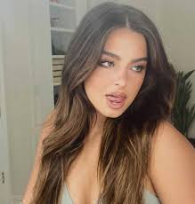 Genap 20 Tahun, 10 Potret Addison Rae 'Bintang TikTok' yang Makin