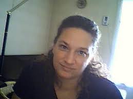 Estelle Chaput's Instagram, Twitter & Facebook