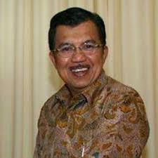 Jakarta - Mantan Wakil Presiden Jusuf Kalla (JK) menyadari bahwa UUD 1945 bukanlah kitab suci yang tidak bisa diubah sedikit pun. Namun, untuk mengubah itu ... - jkDLM