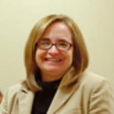 Rachel Janutis (@RachelJanutis)