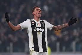 Mario mandzukic has signed a new contract that ties him to the serie a champions until 2021. Reports Juventus Mario Mandzukic Agree To Contract Extension Through 2022 Black White Read All Over