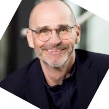 Celebrating success and progress is always special, and today, I'm thrilled  to announce the promotions of three exceptional leaders to managing  director at Hines in Japan: Saiko Ishii, Nobuaki…