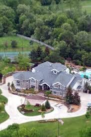 Der mann, den slim shady zunächst als seinen neffen einordnete der einbrecher matthew david hughes wollte eminem töten. Pin Von Brain Damage Auf Eminem