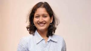 Everyone would be lucky to have a laila if not you might want to find. Laila To Make A Comeback In Tamil And Telugu Cinema Movies News