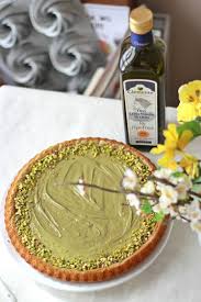 1 uovo intero, 2 tuorli, 1 bicchiere di zucchero, mezzo bicchiere di. Crostata Morbida Al Pistacchio Alchimia