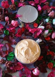 Chantilly De Karite A La Rose Les Recettes De Louizzette Chantilly De Karite Karite Savon A La Glycerine