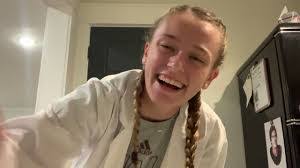 Savannah Schwab's Instagram, Twitter & Facebook