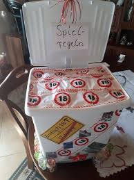 Ein freund oder bekannter, hat seinen 18 geburtstag? Lustiges Geschenk Zum 18 Geburtstag Geschenke Zum Geburtstag Lustige Geschenke Zum 18 Diy Geschenke Zum Geburtstag