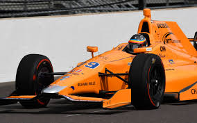 As of september 2014, the record top speed for an indy car is 242.333 mph. Two Time F1 Champ Fernando Alonso Aces First Indycar Test At Indianapolis