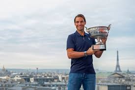 Federer is returning to roland garros after missing last year's tournament due to his knee injury and. Bgcxxqax5kts M