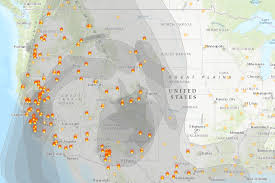 The fire burned mostly in the sierra national forest. Fire And Smoke Map Flowingdata