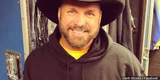 Troyal garth brooks (born february 7, 1962) is an american singer and songwriter. Garth Brooks To Livestream Acoustic Concert On Facebook