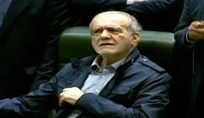 ببینید / چهرۀ پزشکیان هنگام انتقاد قالیباف از بازگشت دولت به سبد کالا به‌جای کالابرگ الکترونیک