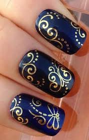 Beautiful Navy Base Color With Elegant Gold Swirls Nailart Naildesign Gold Nail Art Nail Art Designs Nail Designs
