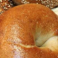 Decent service and nice spot in my neighborhood for bagels and pastries. Davidovich Bagel Shop Nyc Jetzt Geschlossen Bagel Laden In New York