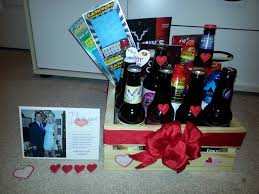 This unique valentine's day gift comes with 10 different kinds of beef jerky. Diy Custom Craft Beer Gift Basket For Valentines Day Cardstore Com Burgesslinds