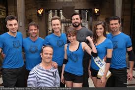 «que cyril gossbo me colle à la peau le plus longtemps possible!» audiences: Fort Boyard Du 23 07 2016 Equipe Cyril Feraud 04