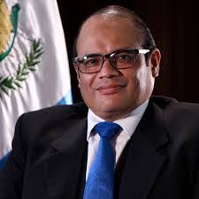 Hugo Paiz's Instagram, Twitter & Facebook