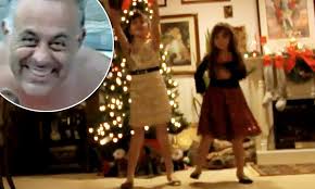 Best Dad In The World: Girls sing adorable song for dad's Christmas present 