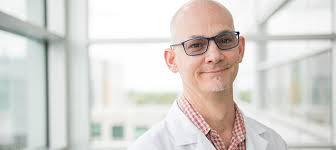 Dr. William Stanford has been named The Ottawa Hospital's Chrétien  Researcher of the Year for his work