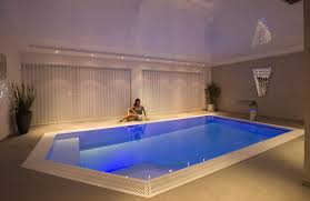 Schwimmbecken Pool In Offenbach House House Plans Pool